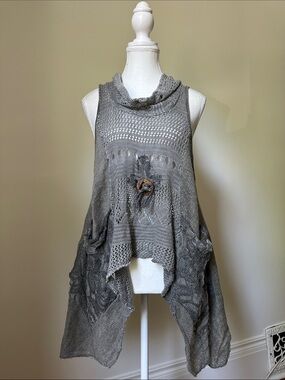UNBRANDED Grey Knit Italy Boho Lagenlook Lace Shark Bite Hem Cowl Neck Tank Top